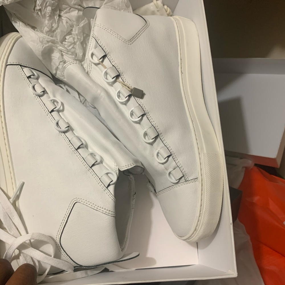 Balanciaga sneakers sz 39 men’s